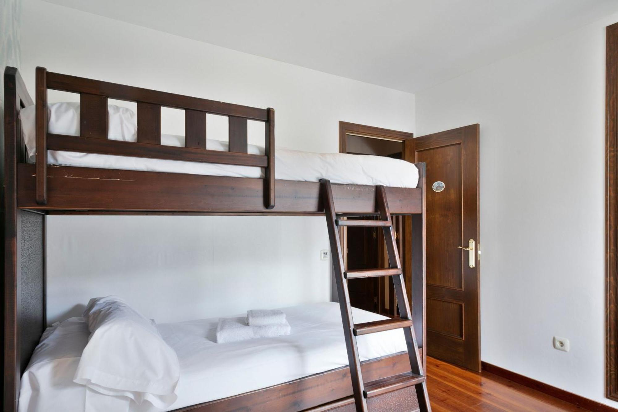 Luderna - Apartamento Brinhon Vielha Dış mekan fotoğraf