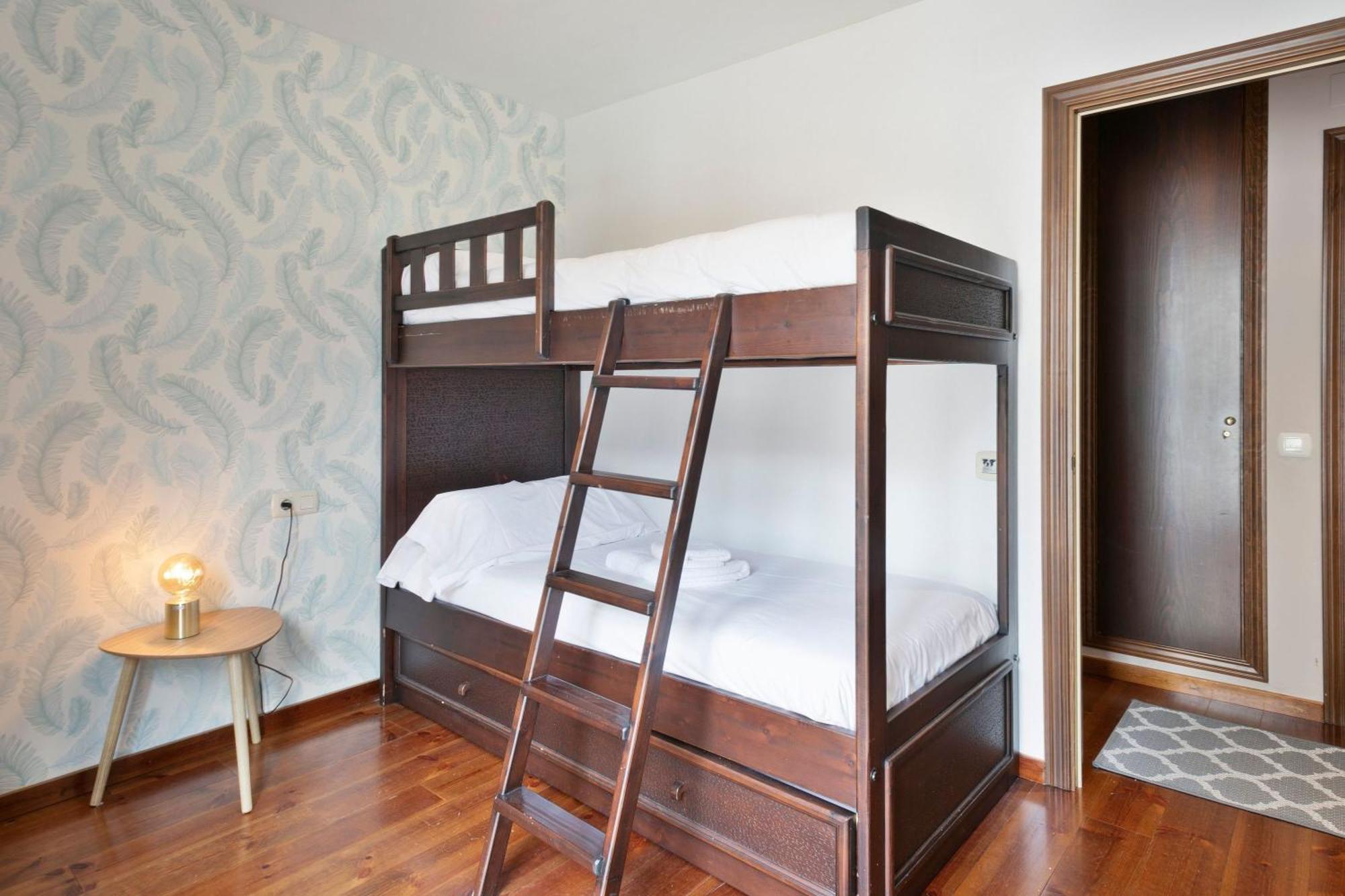 Luderna - Apartamento Brinhon Vielha Dış mekan fotoğraf