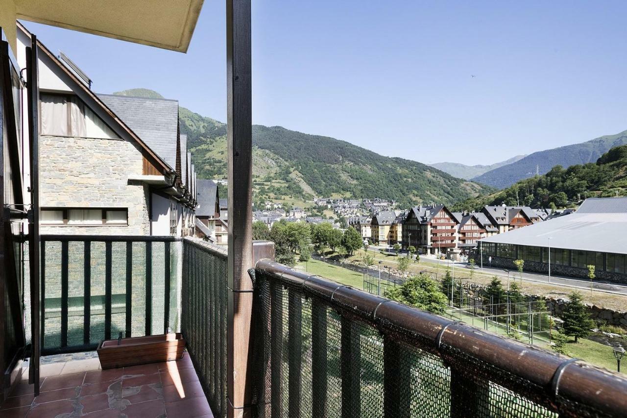 Luderna - Apartamento Brinhon Vielha Dış mekan fotoğraf